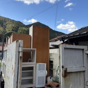 境港市でタンスや棚など大型家具の回収^_^